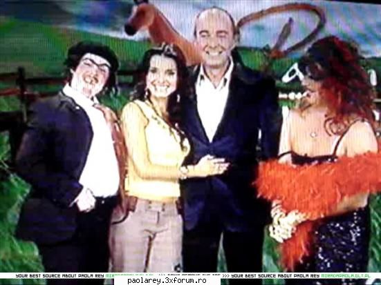 si 6: aici este cu toata paola rey album-foto